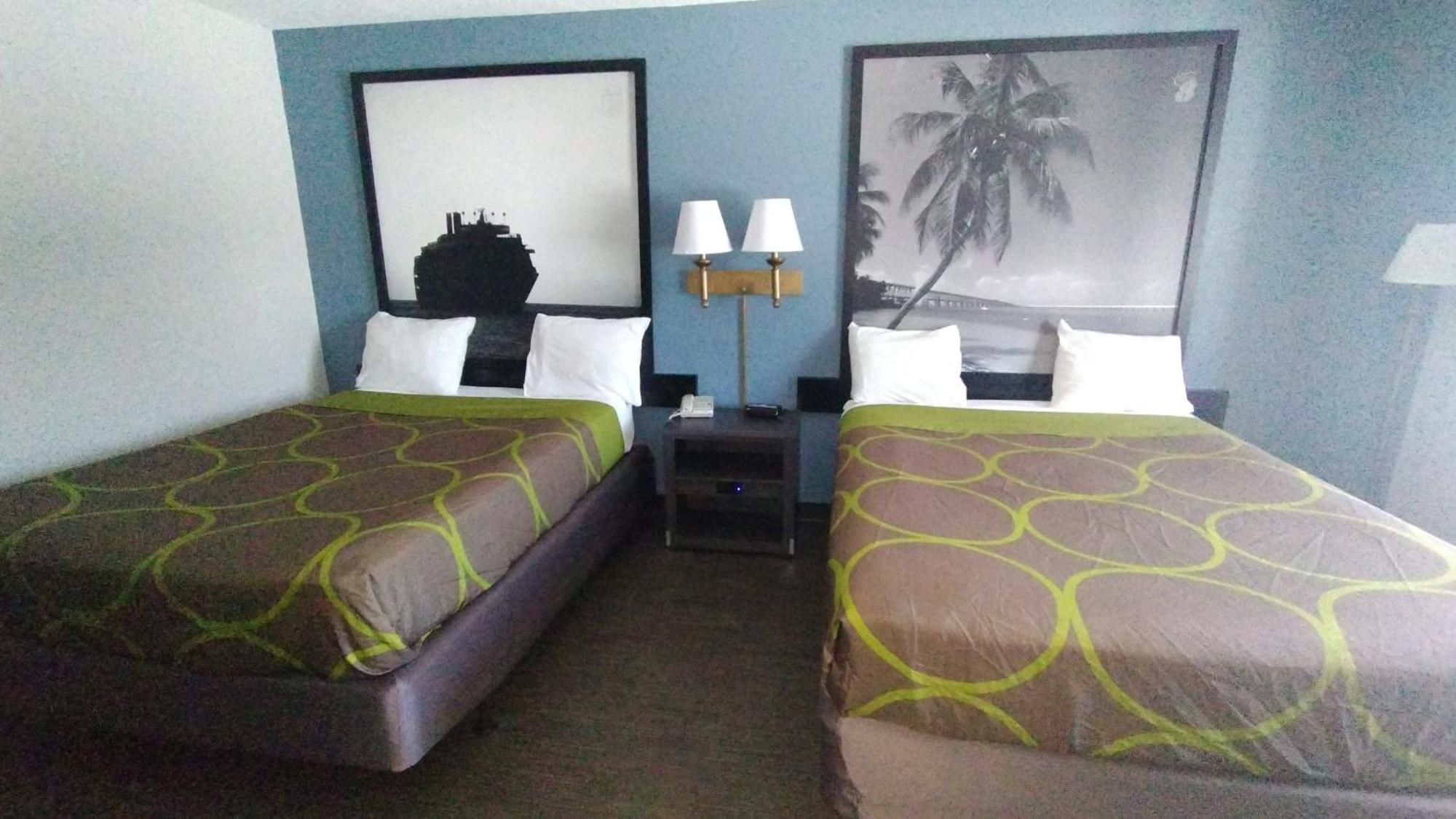 Super 8 Motel By Wyndham Near Fort Lauderdale Arpt Dania Beach Εξωτερικό φωτογραφία