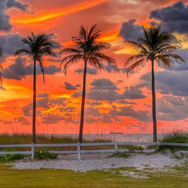 Super 8 Motel By Wyndham Near Fort Lauderdale Arpt Dania Beach Εξωτερικό φωτογραφία